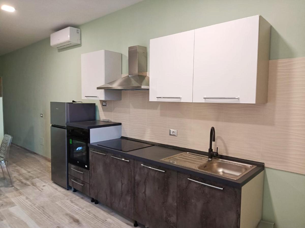 Ferienwohnung Bilocale Fronte Mare Giardini-Naxos Exterior foto